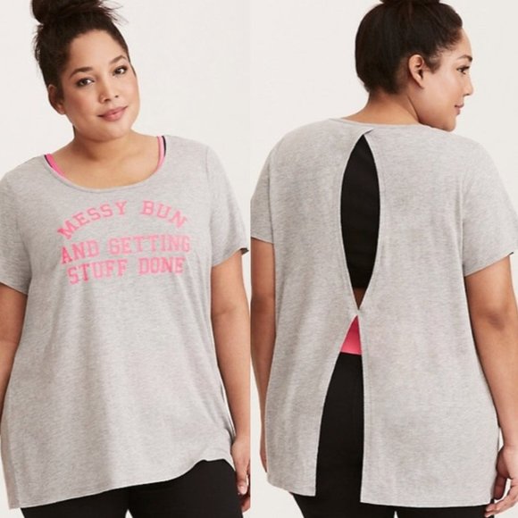 TORRID ACTIVE GRAY "MESSY BUN AND GETTING STUFF DONE" CUT OUT BACK T-SHIRT SZ 1 - Picture 1 of 9